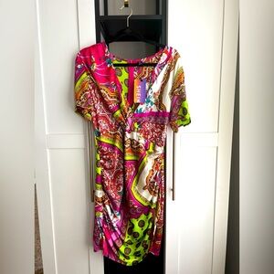 BRAND NEW! Vibrant colors, paisley print V-neck dress. By SHEIN size XL.